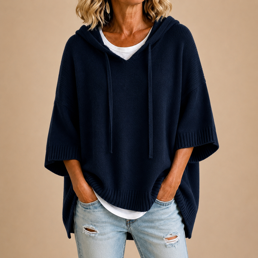 Mirella | Poncho in maglia con cappuccio