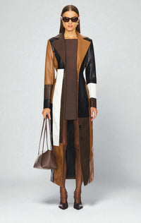 Nila | Cappotto lungo in pelle a blocchi di colore