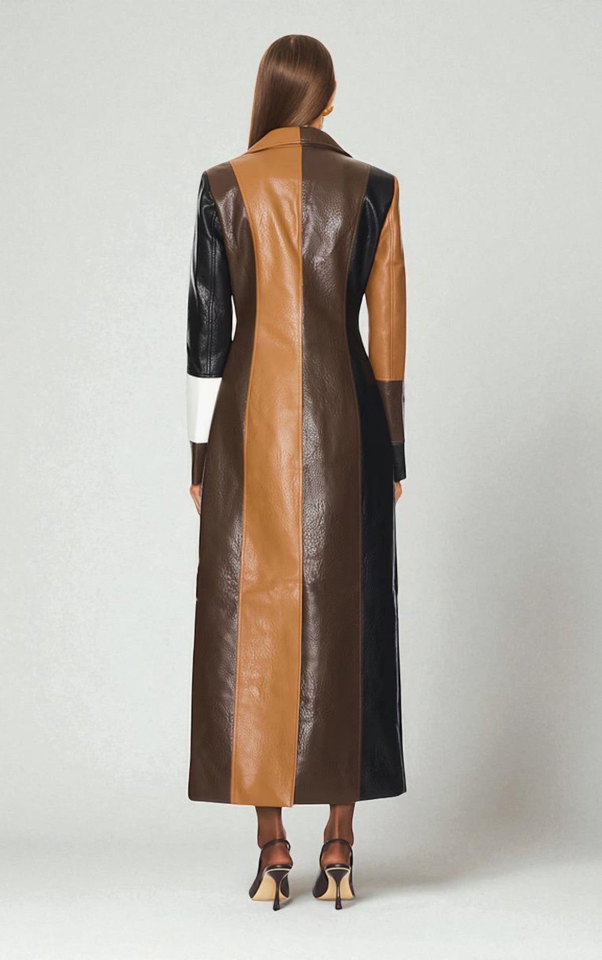 Nila | Cappotto lungo in pelle a blocchi di colore
