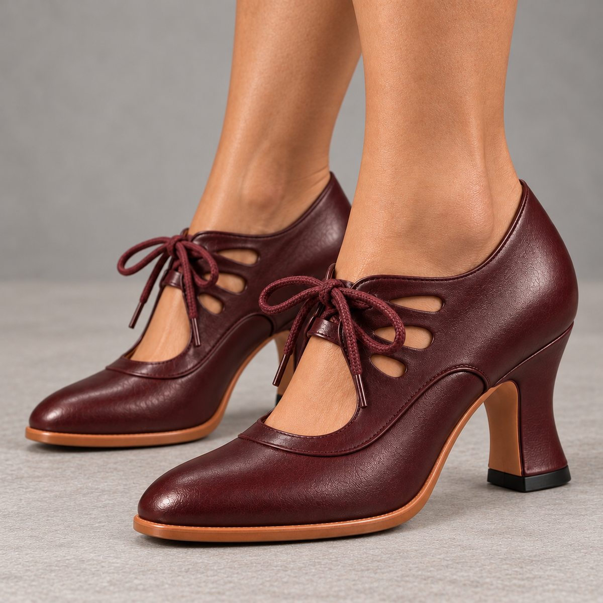 Audrey | Décolleté con lacci e tacco sagomato