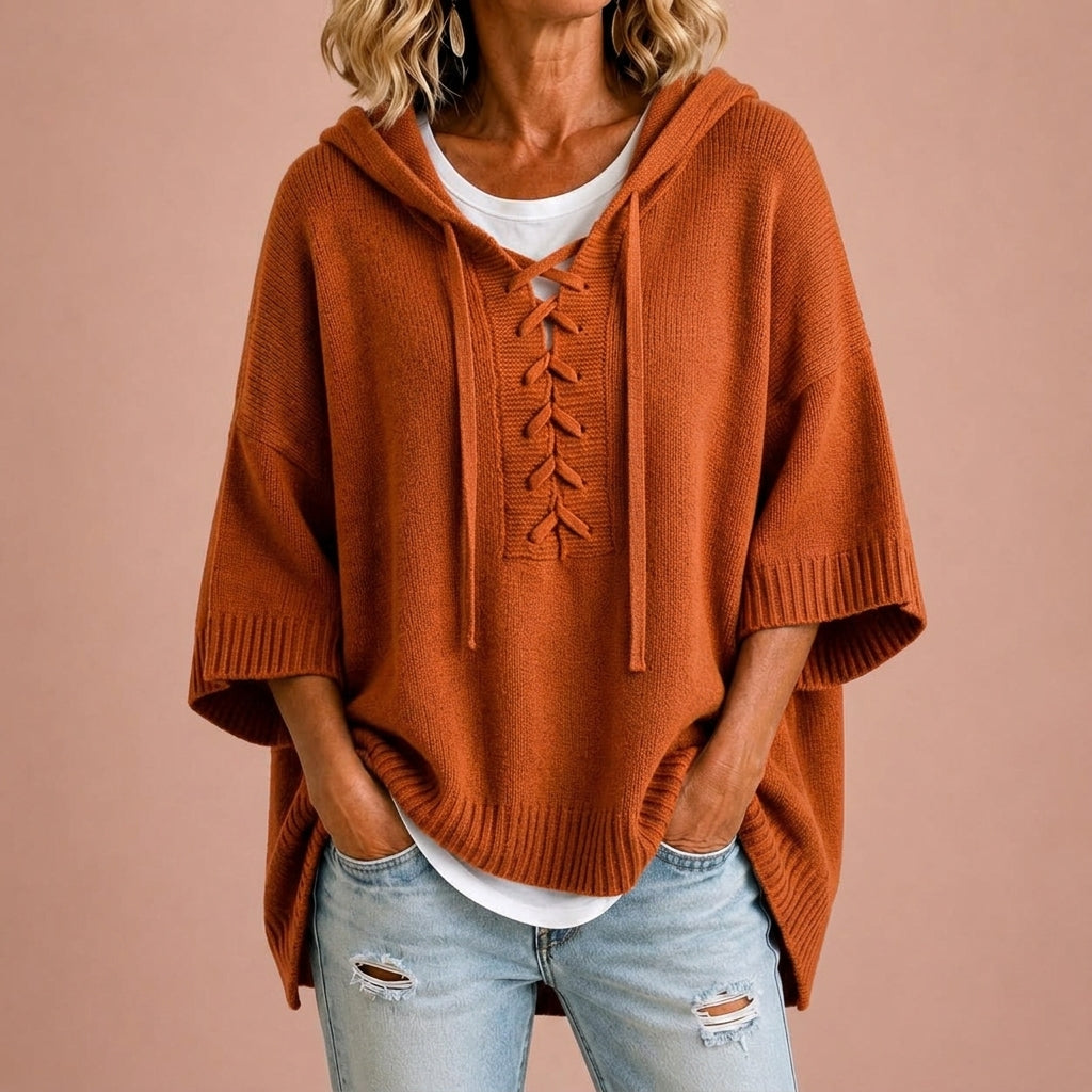 Claudia | Poncho ampio in maglia con cappuccio