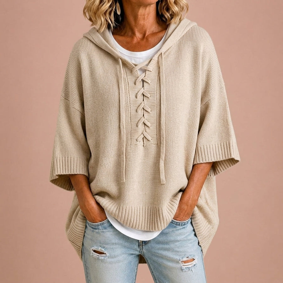 Claudia | Poncho ampio in maglia con cappuccio