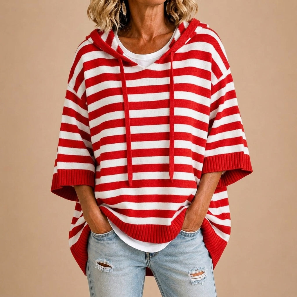 Loredana | Poncho in maglia a righe con cappuccio