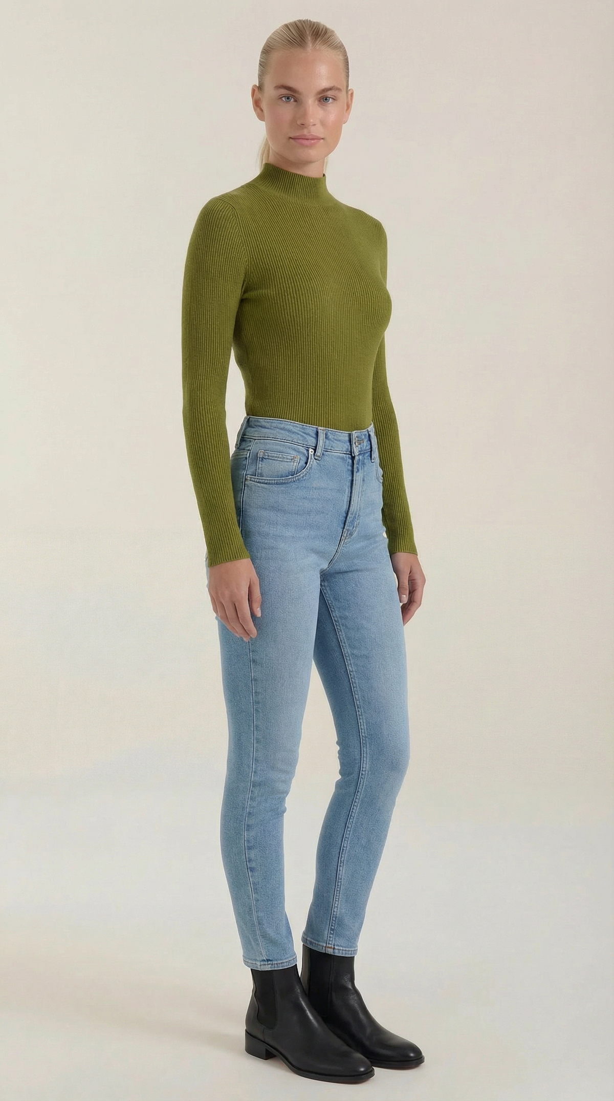 Maglia Donna a Collo Alto in Misto Cotone