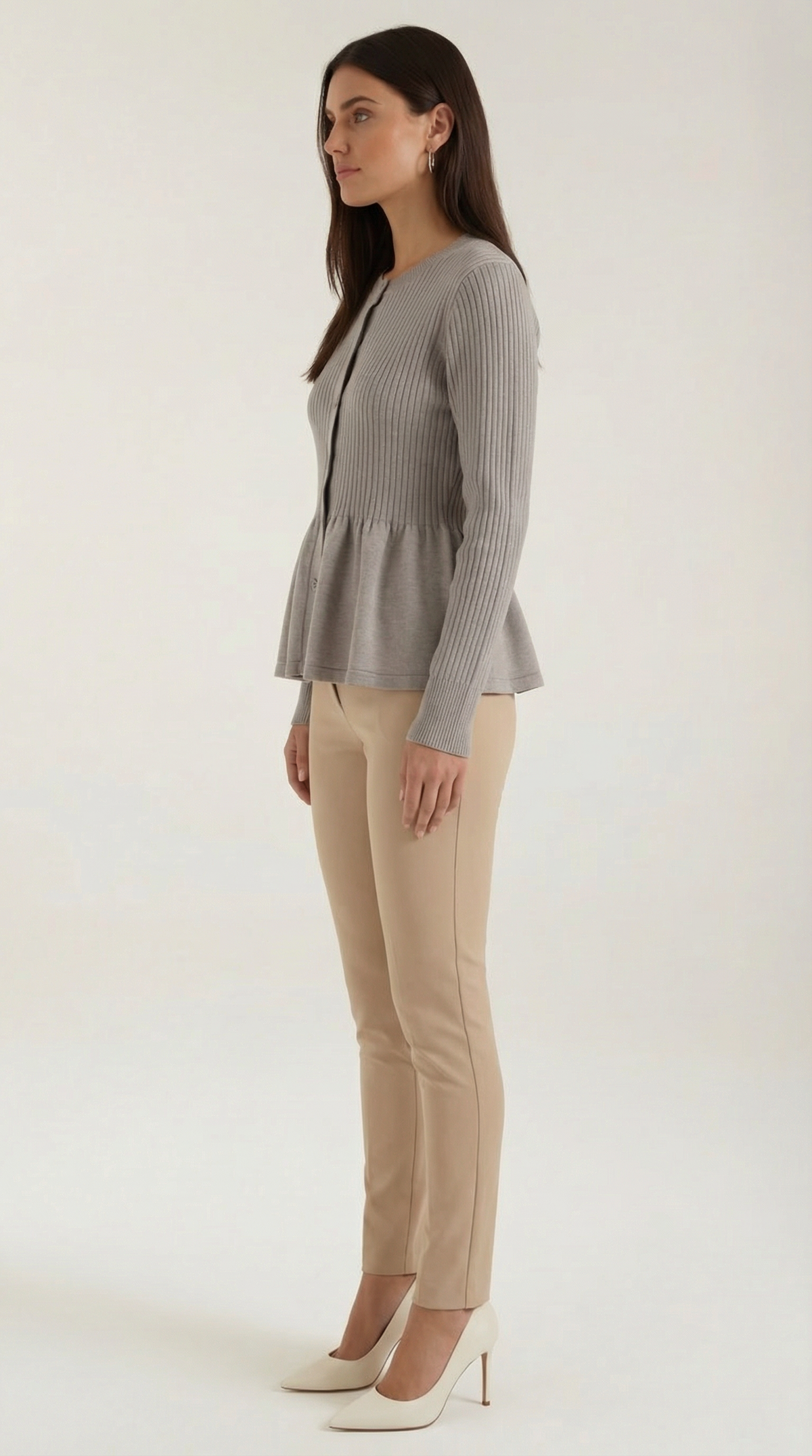 Cardigan Donna a Peplo con Bottoni