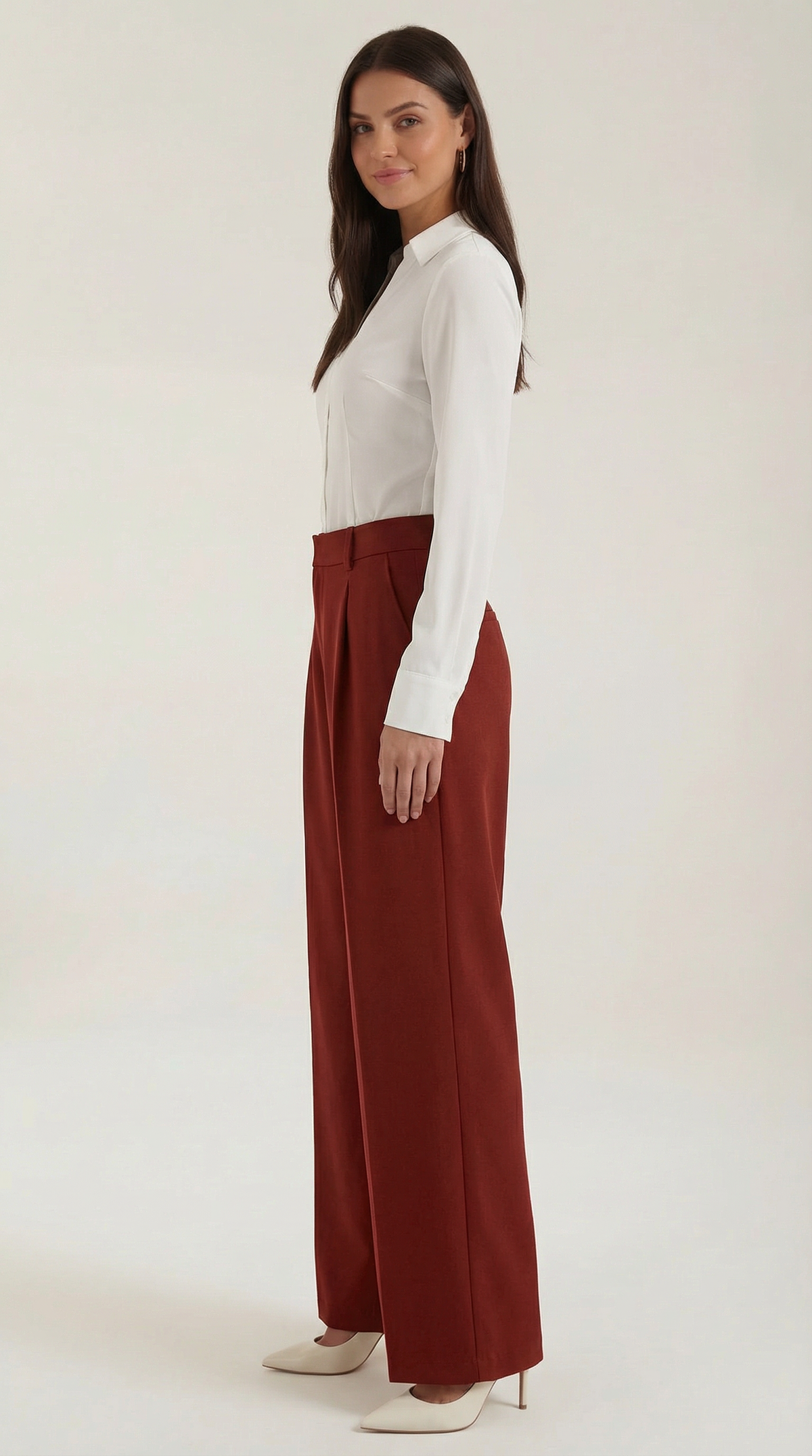 Pantaloni Donna a Gamba Larga Sartoriali con Pieghe